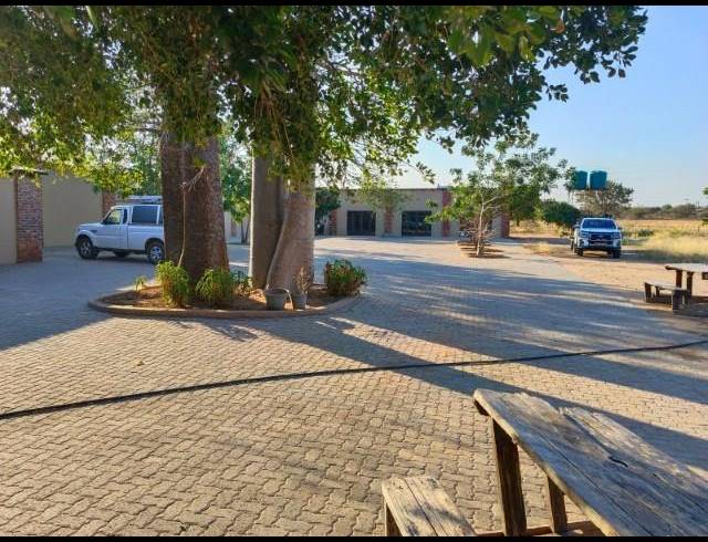 BUSINESS FOR SALE IN WATERPOORT